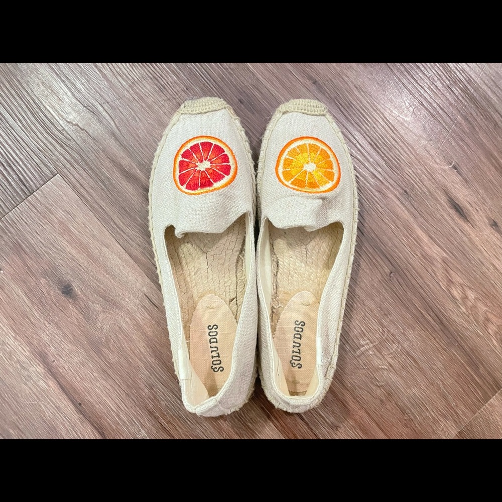 Soludos Moccasins